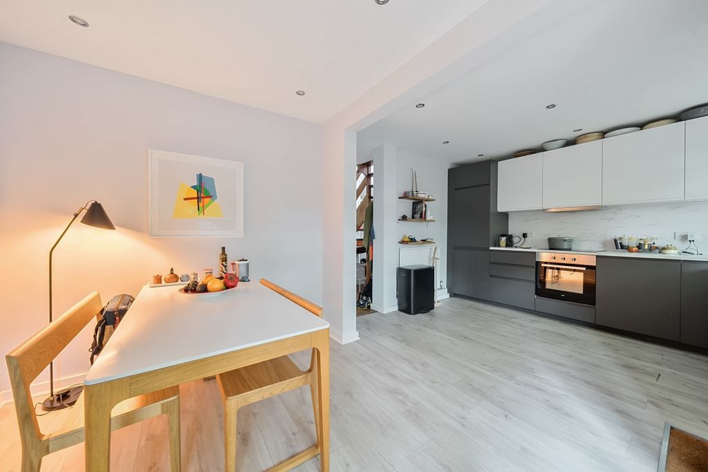 Property photo 2 of 19 1196397 (16)