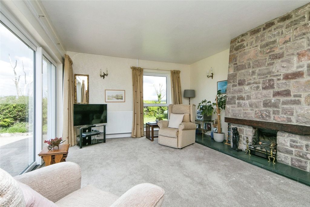Property photo 2 of 19 Picture No. 20
