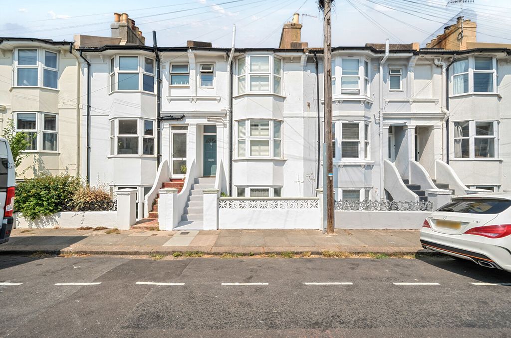 Property photo 1 of 16 1496049-4-6A5A313...