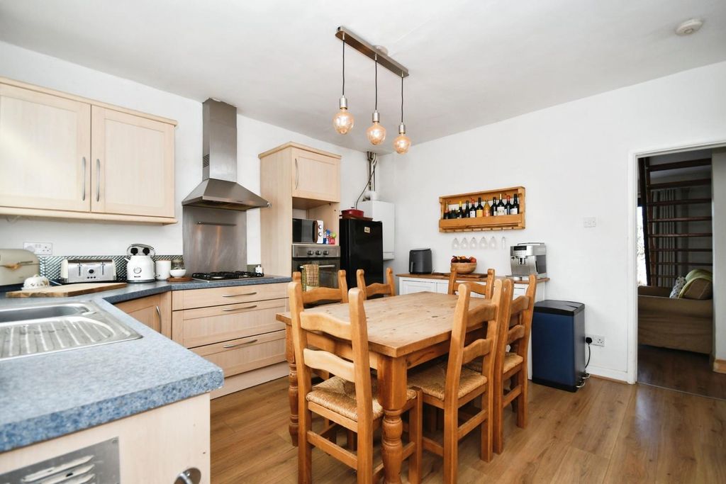 Property photo 3 of 20 Kitchen Diner 02.Jpg