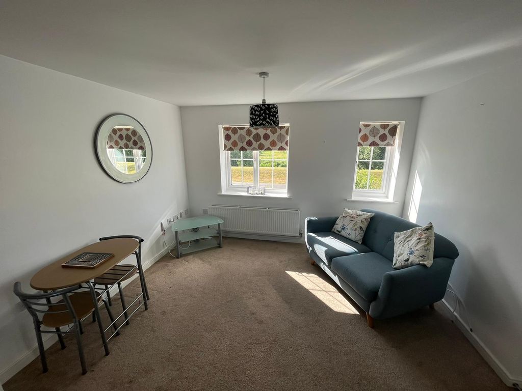 Property photo 3 of 7 Image