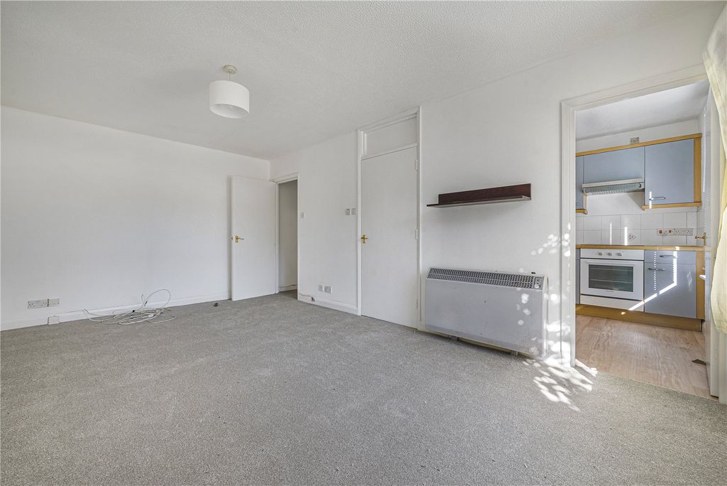 Property photo 3 of 8 Picture No. 04