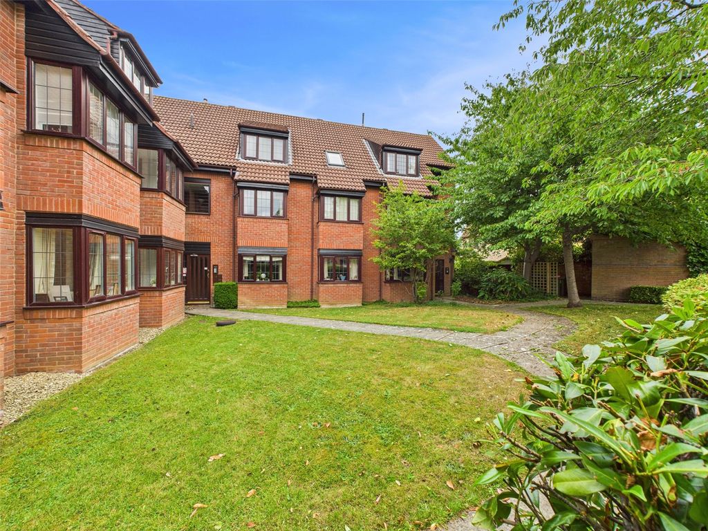 Property photo 1 of 13 Picture No. 02
