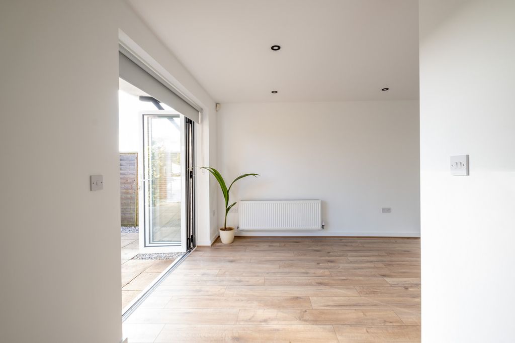 Additional image 9 of 5 bed detached house to rentHampton Road, Warwick CV35