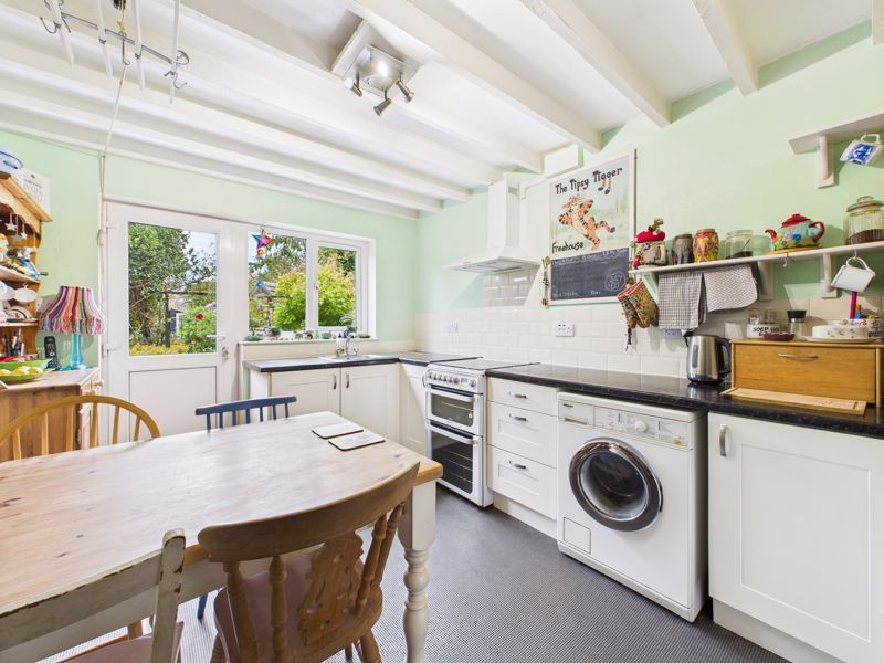 Property photo 2 of 12 Kitchen