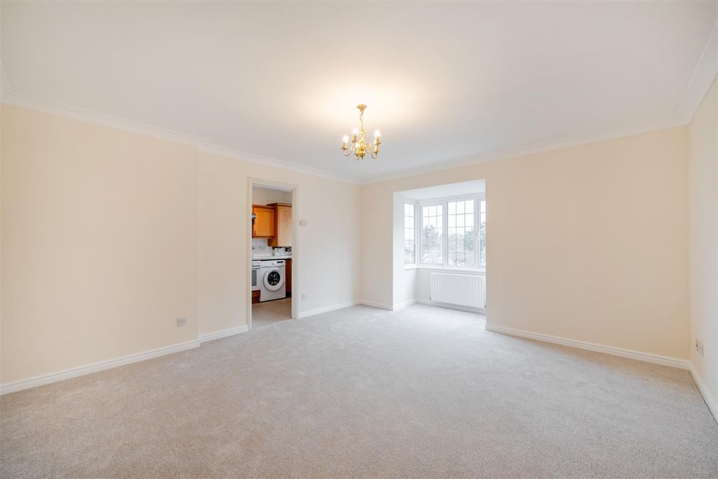 Property photo 2 of 16 1374520-9-6901Fa78A8c32.Jpg