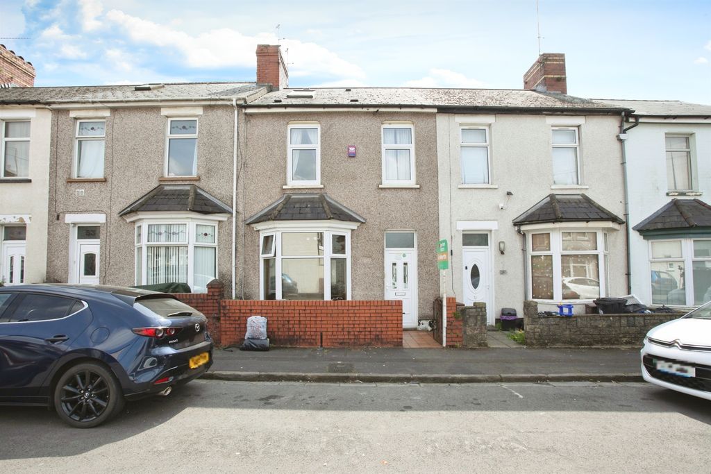Property photo 1 of 19