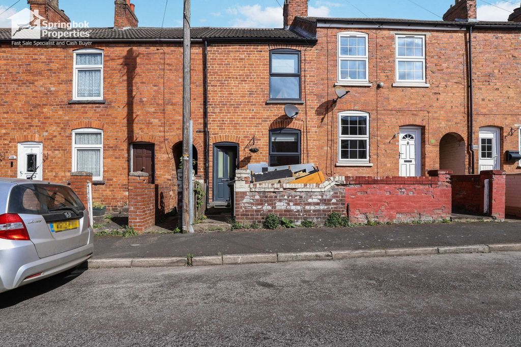 Property photo 1 of 16 Front View