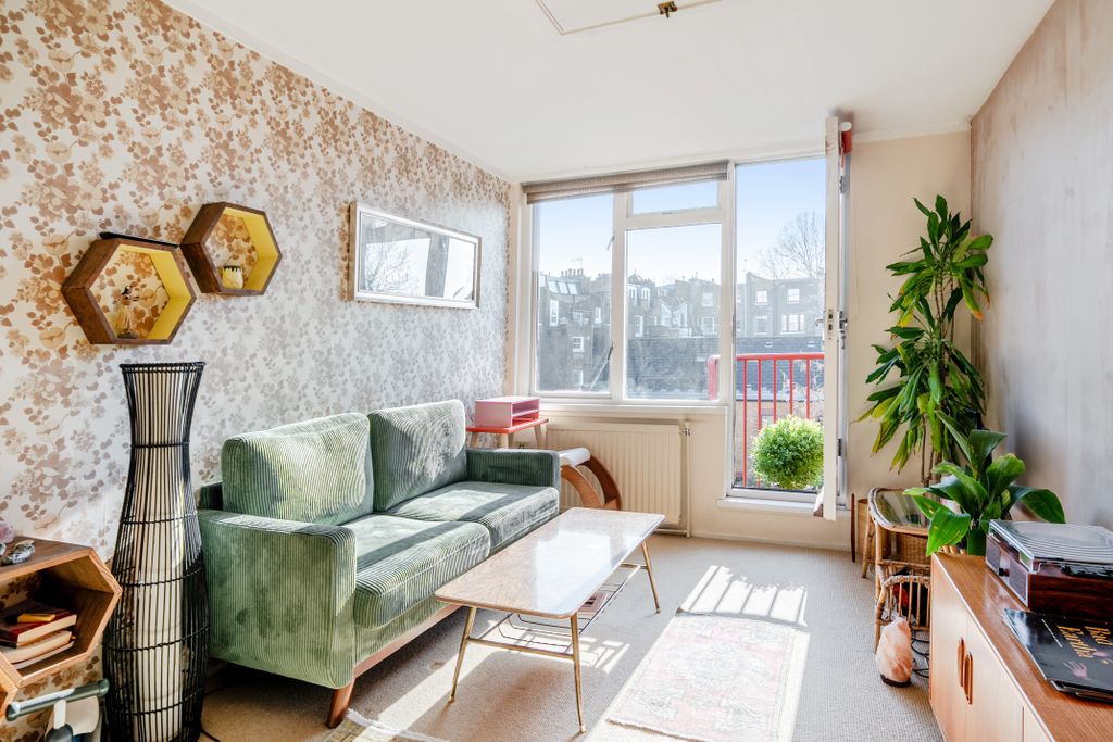 Property photo 3 of 9