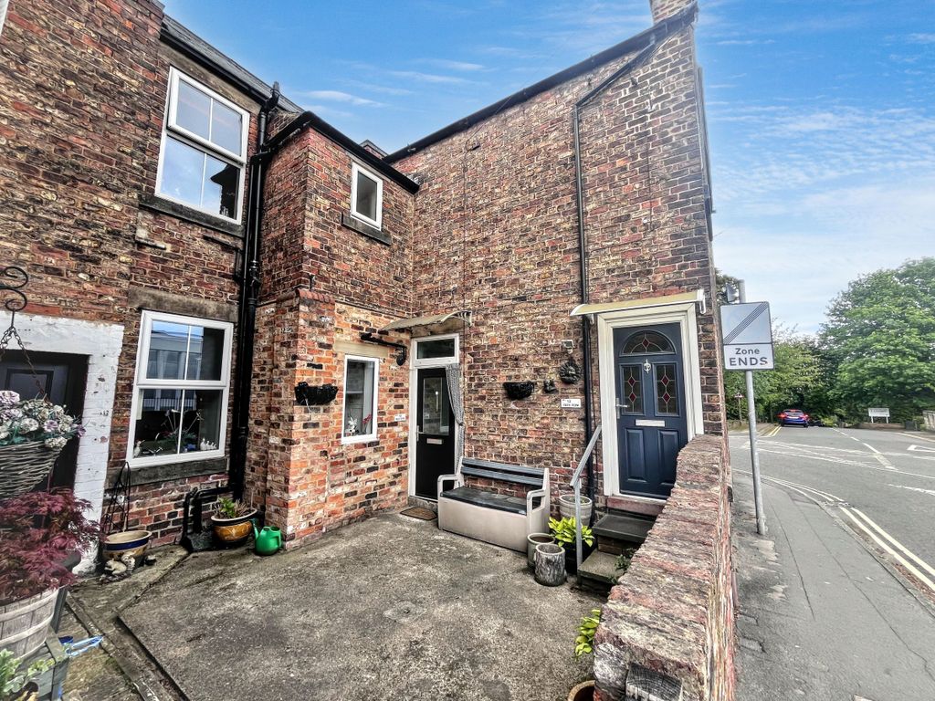 Property photo 3 of 19