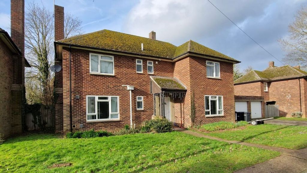 Property photo 1 of 1