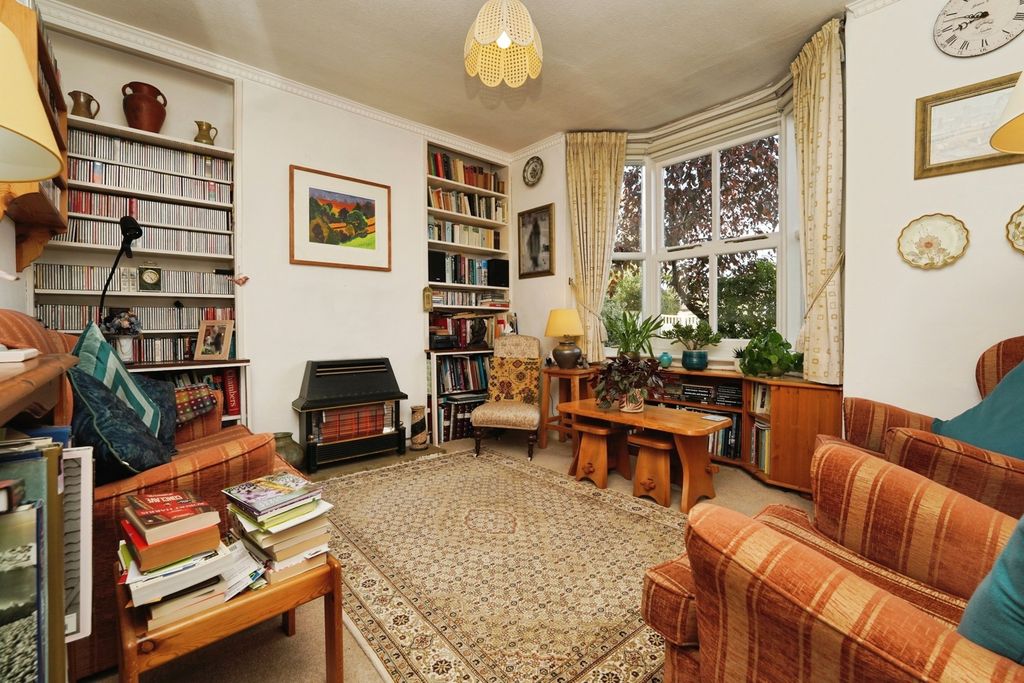 Property photo 2 of 14 Pbox-Img.Jpg