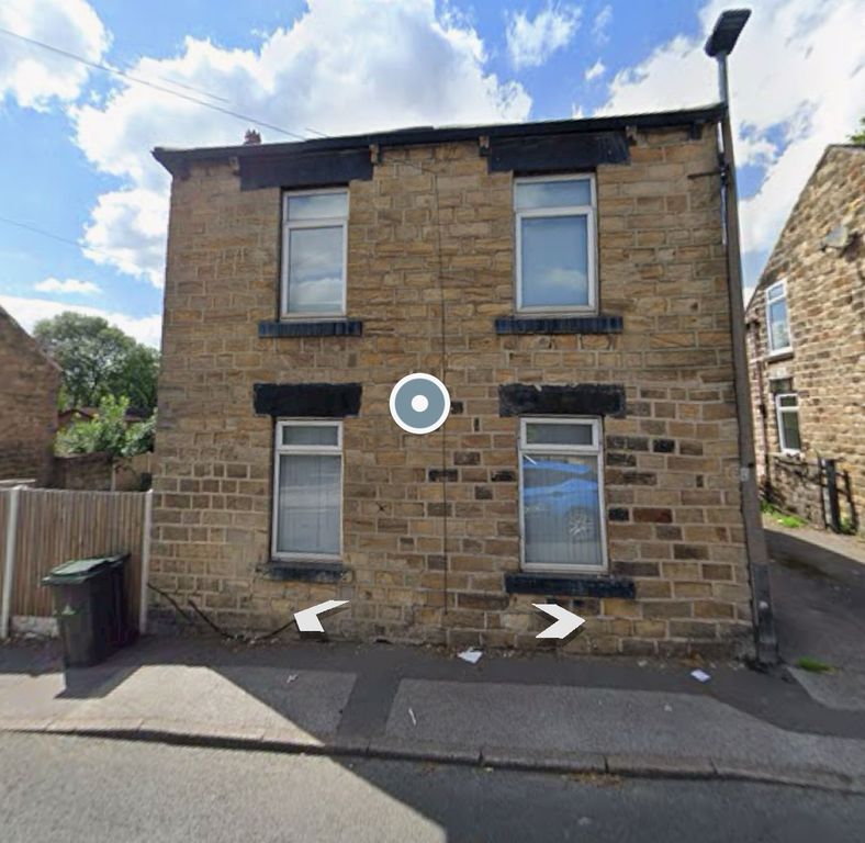 Property photo 2 of 21