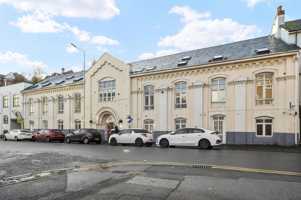 Property photo 1 of 75 Front (Exterior)