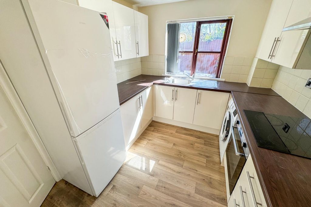 Property photo 3 of 11 3.Jpg