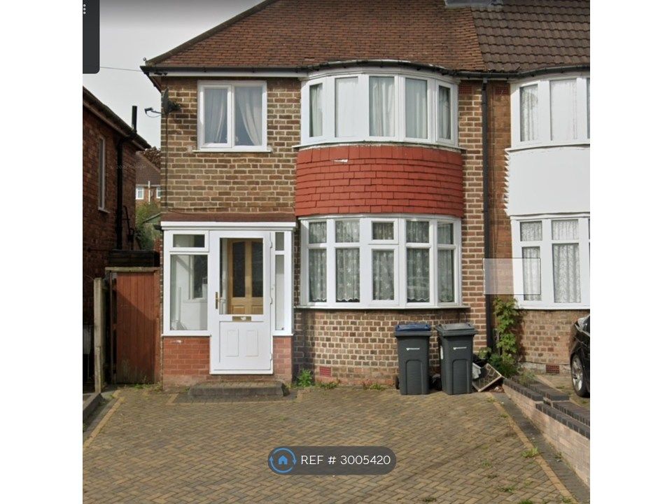 Property photo 1 of 13 House Front