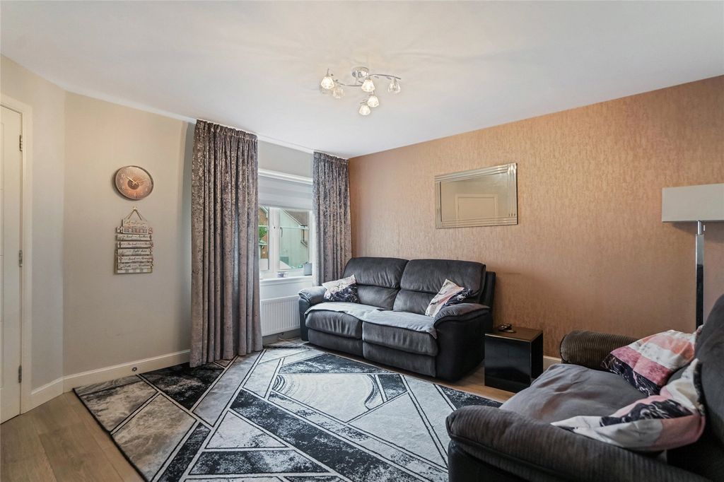 Property photo 2 of 21 Picture No. 03