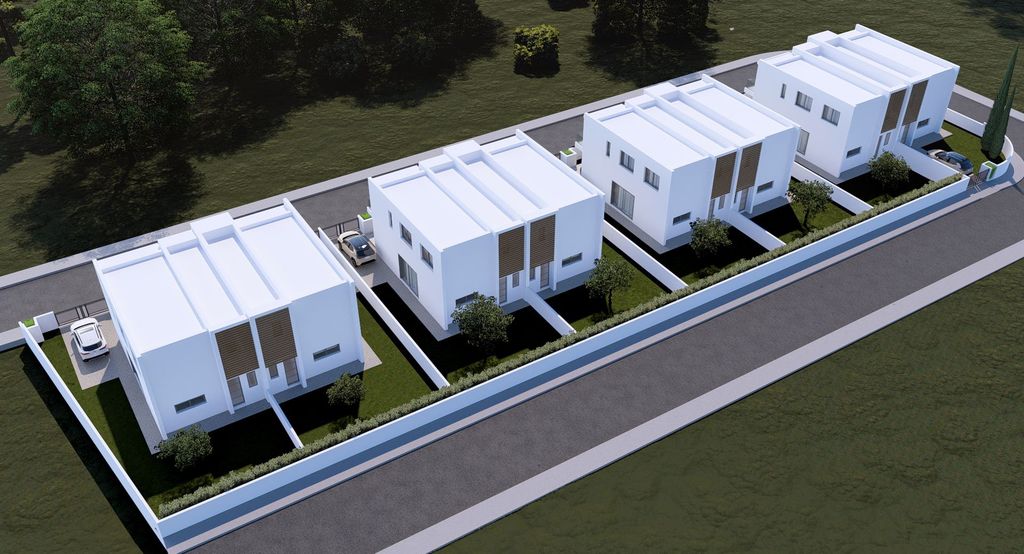 Property photo 3 of 28