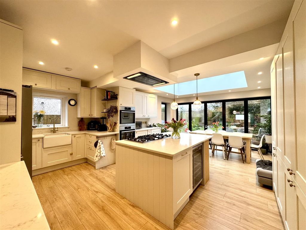 Property photo 2 of 20 Kitchen/Dining/Family Room