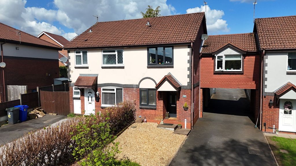 Property photo 1 of 15