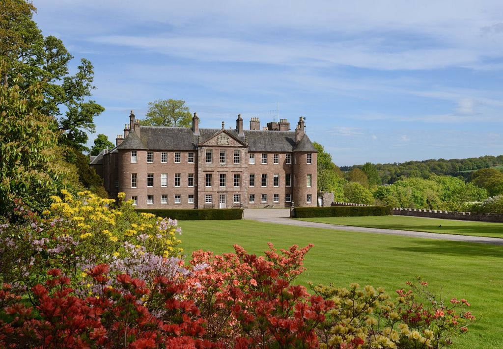 Property photo 1 of 15 Brechin Castle