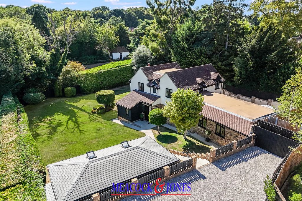 Property photo 1 of 34 Dji_20260812155625_0296_D.Jpg