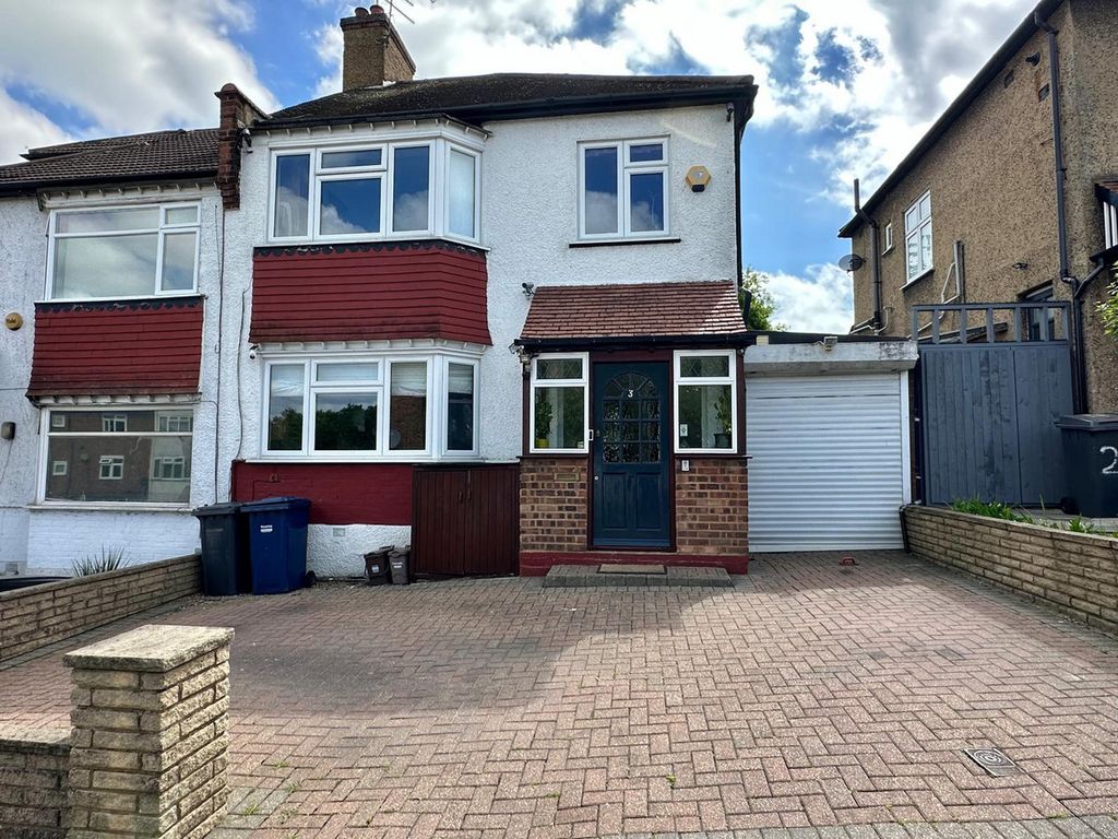 Property photo 1 of 24
