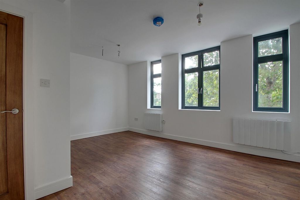 Property photo 3 of 8 Dpp_0001.Jpg