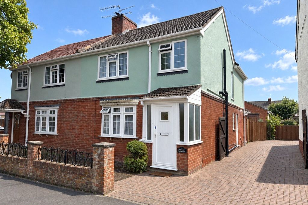 Property photo 1 of 10 Picture No. 11