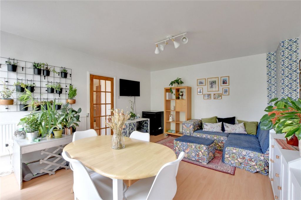 Property photo 3 of 15 Picture No. 07