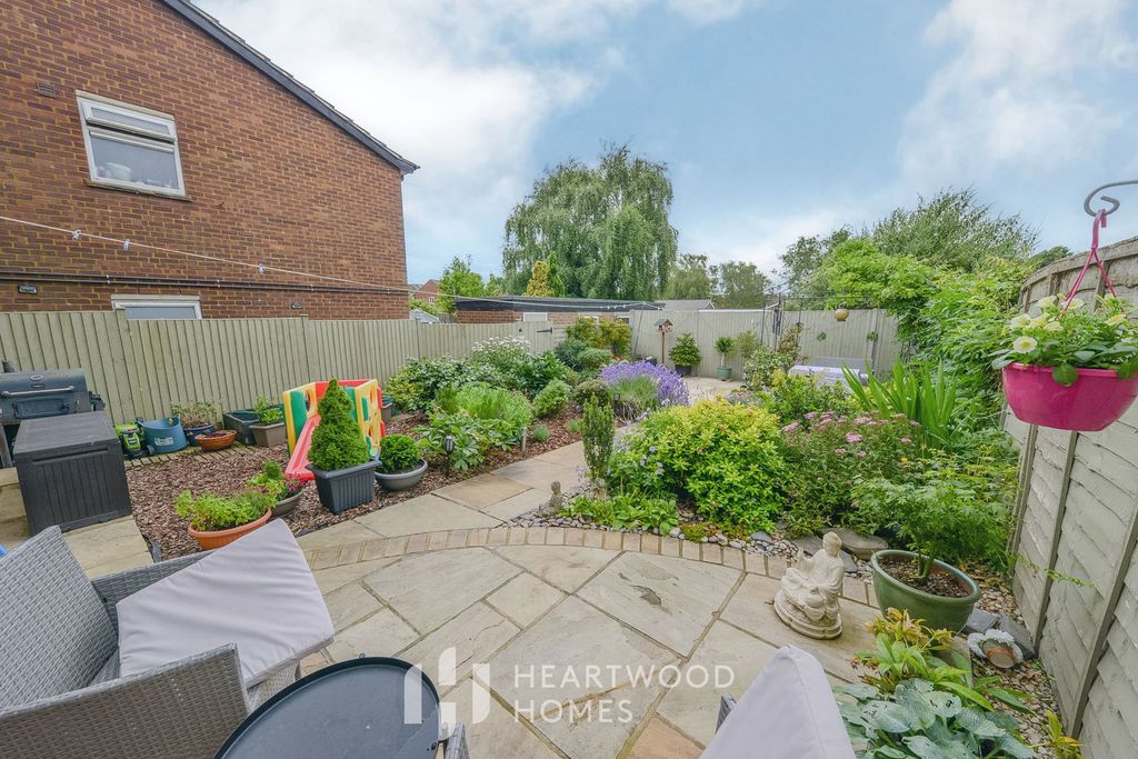 Property photo 3 of 14