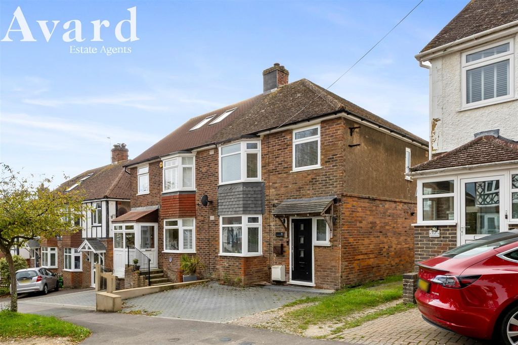 Property photo 2 of 24 Craignair Avenue, 15-022(1).Jpg