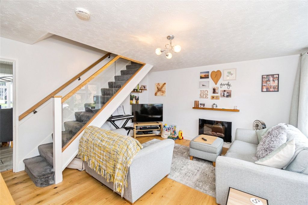 Property photo 2 of 20 Picture No. 22