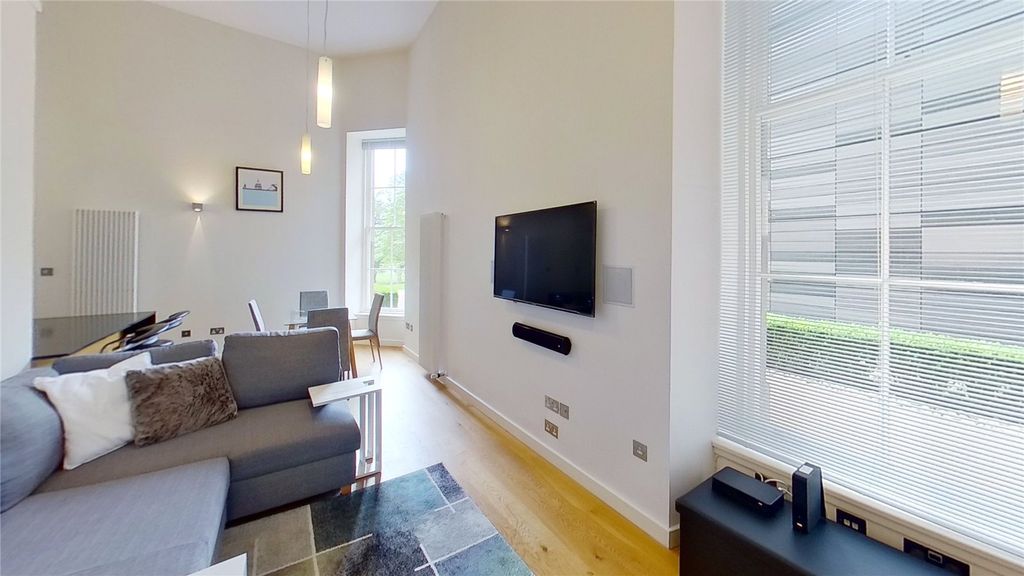 Property photo 2 of 8 Photo 2