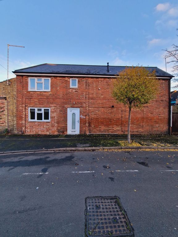 Property photo 1 of 5