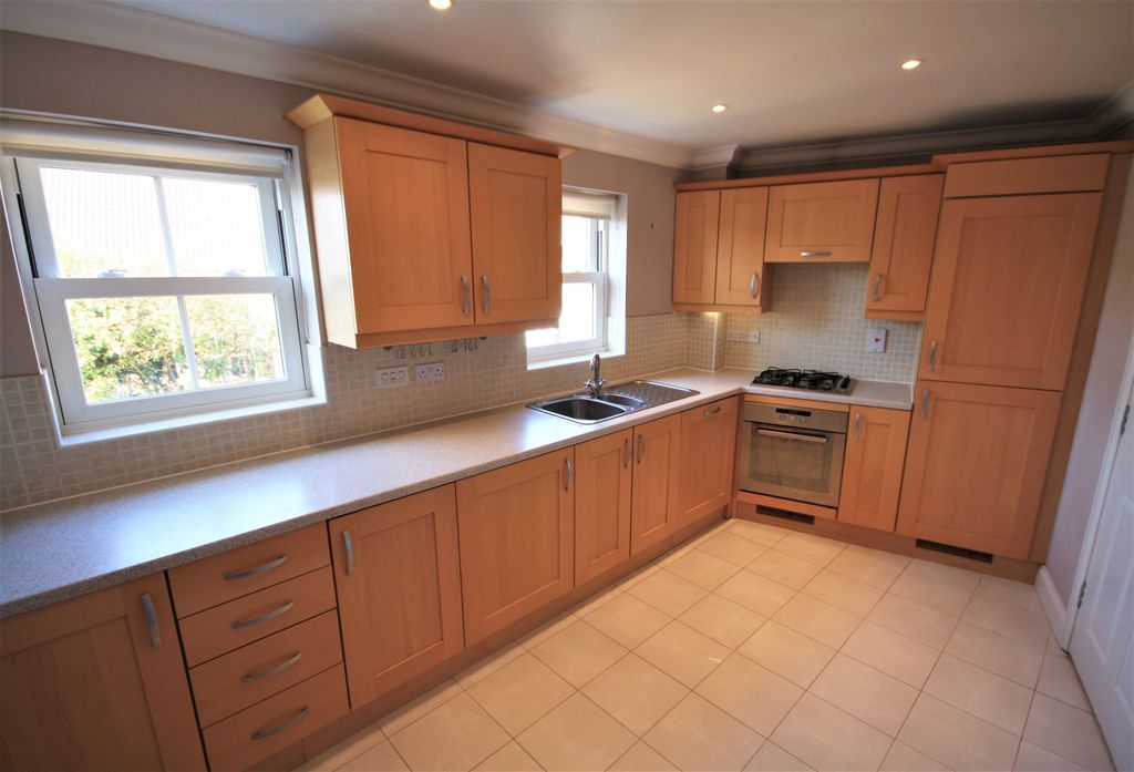Property photo 2 of 12 Img_8681