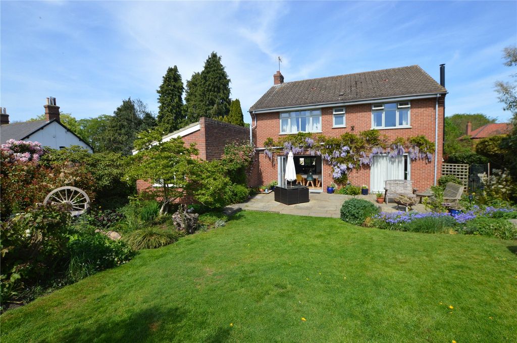 Property photo 1 of 32 Picture No. 36