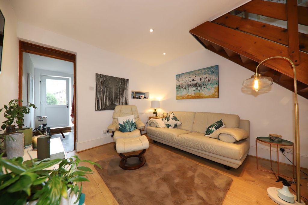 Property photo 3 of 15 Reception Room