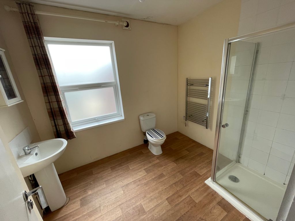 Property photo 3 of 3