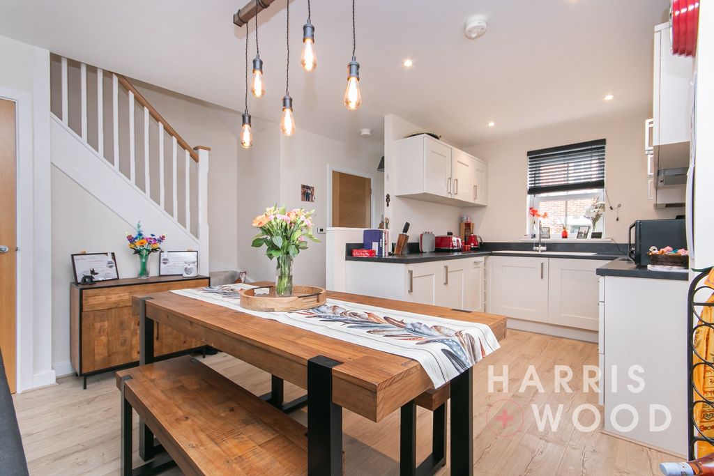 Property photo 2 of 26 4130492