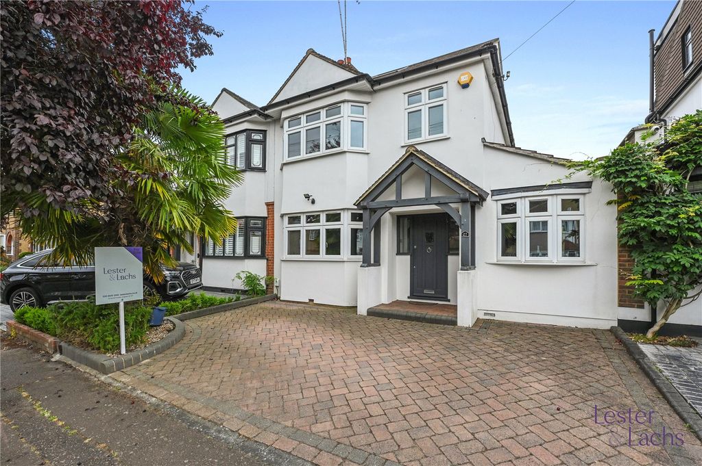 Property photo 1 of 40 Picture No. 94