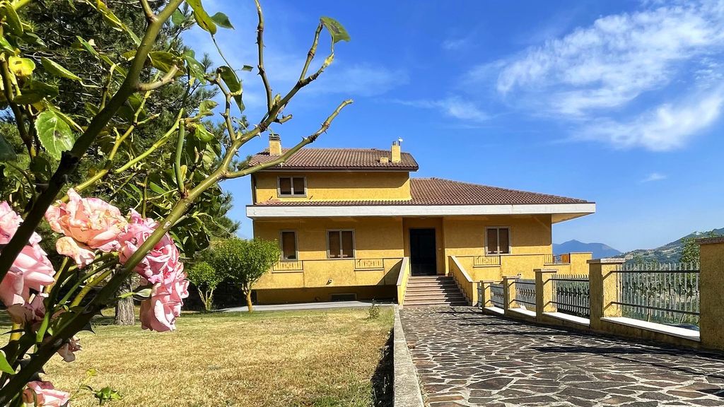 Property photo 1 of 35