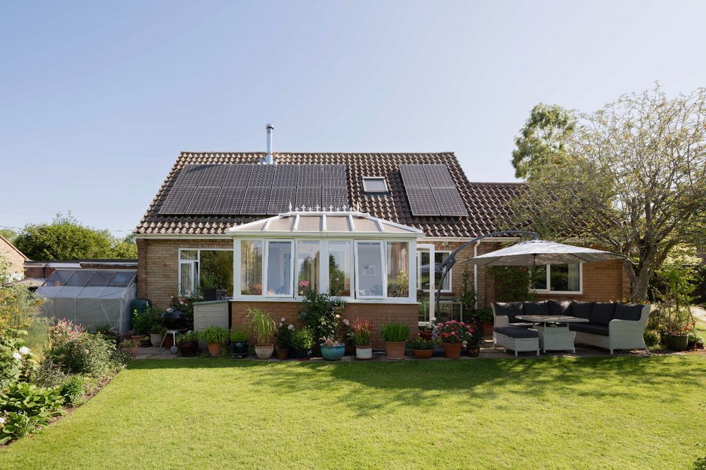 Property photo 2 of 30