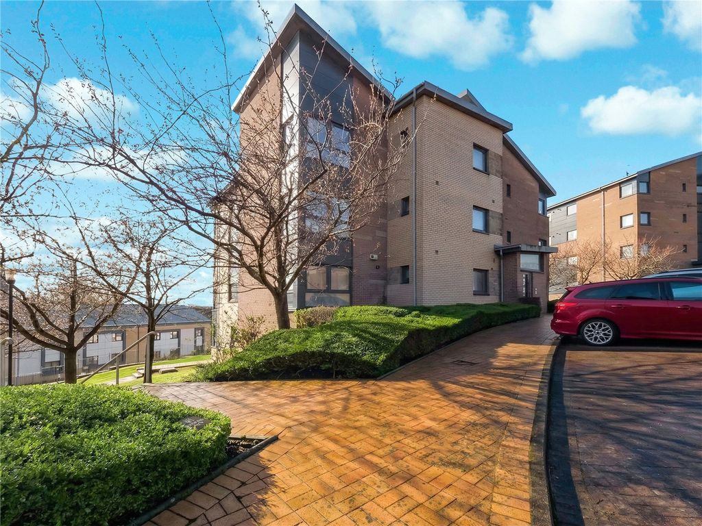 Property photo 2 of 21 Picture No. 22