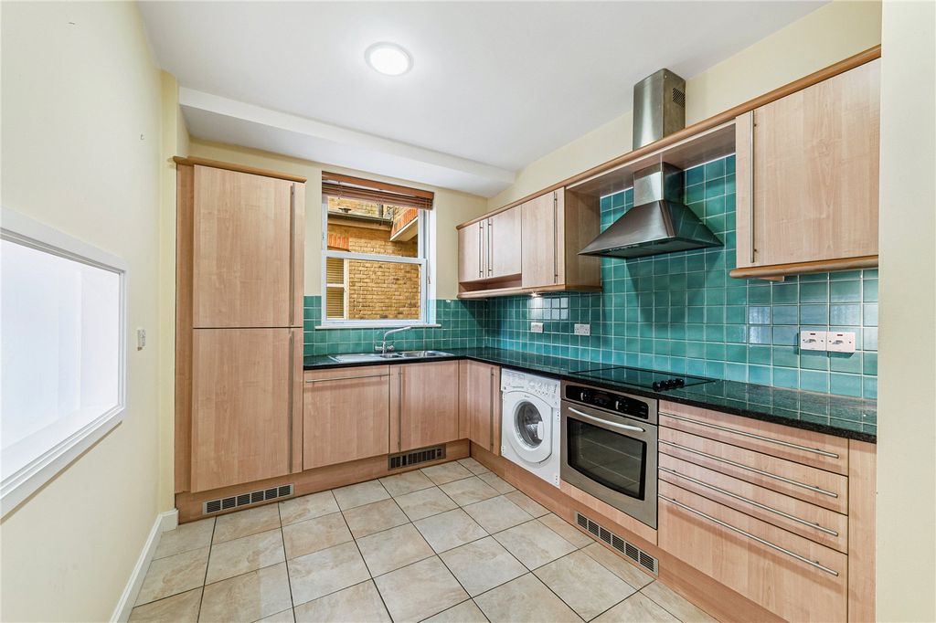 Property photo 3 of 10 Picture No. 04