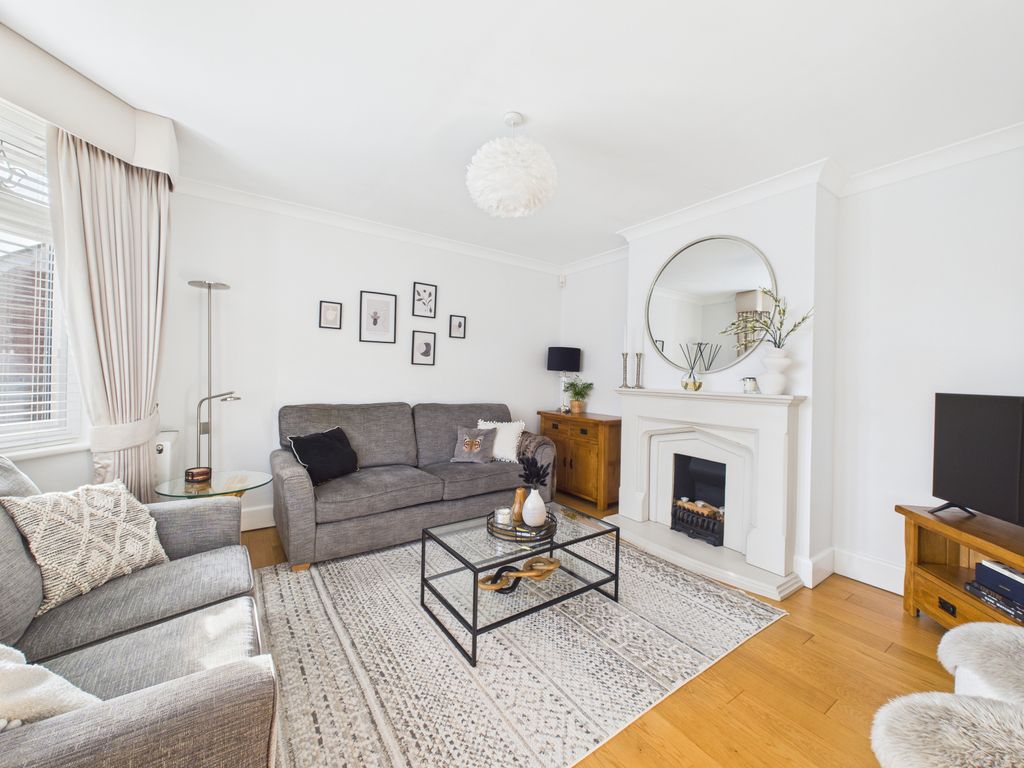 Property photo 2 of 15 Gallery