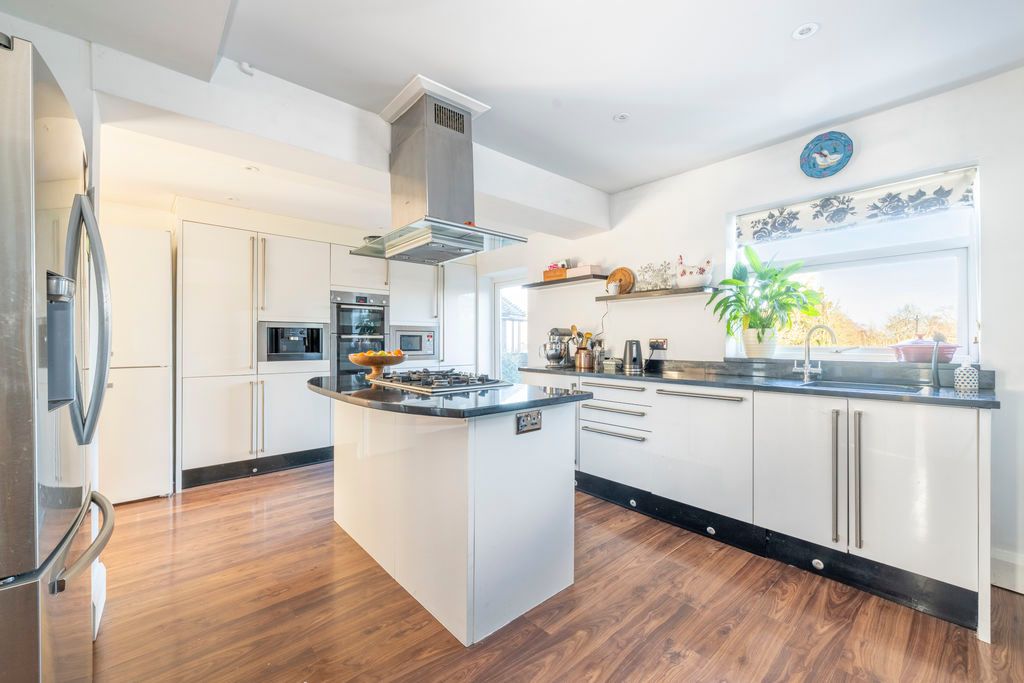 Property photo 2 of 26 Photo 10