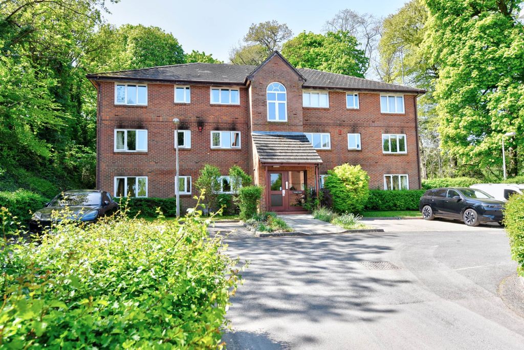 Property photo 1 of 7