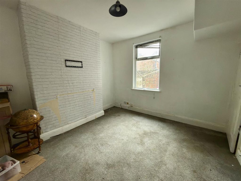 Property photo 3 of 4 Dining Room