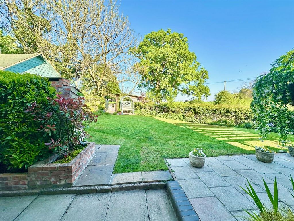 Property photo 2 of 40 Img_4047.Jpg